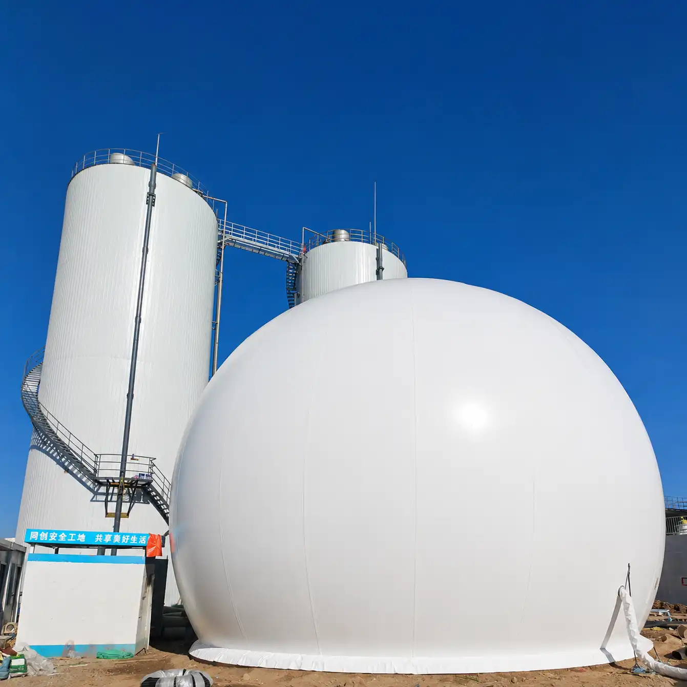 biogas balloon